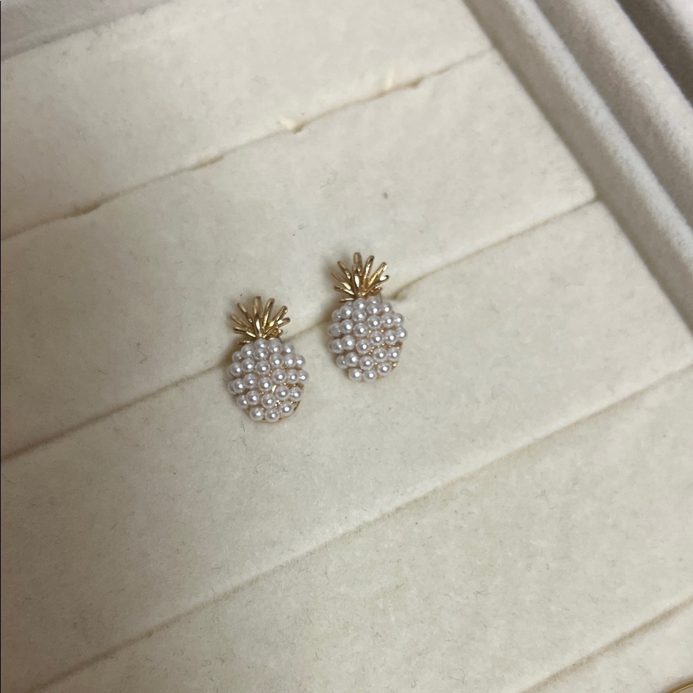 Anthropologie Gold and Cream Pineapple Earrings